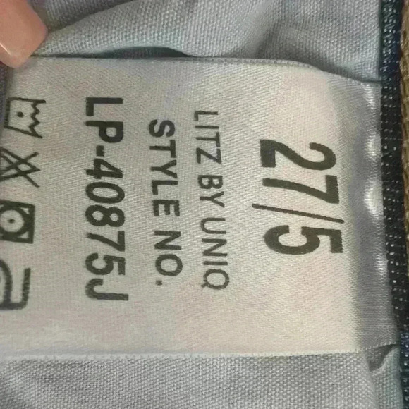 litz by uniq destroyed wide leg Boyfriend jeans - Picture 6 of 10